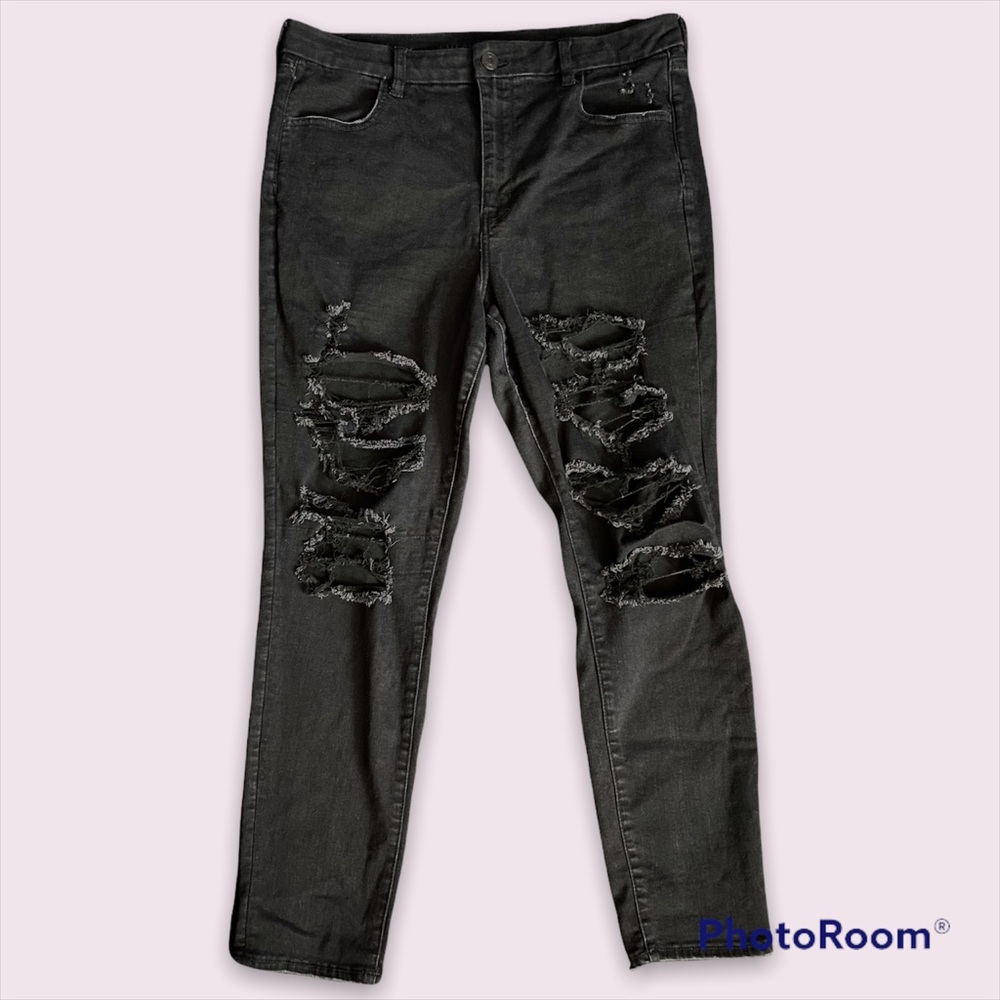 Distressed Curvy AE Jeggings